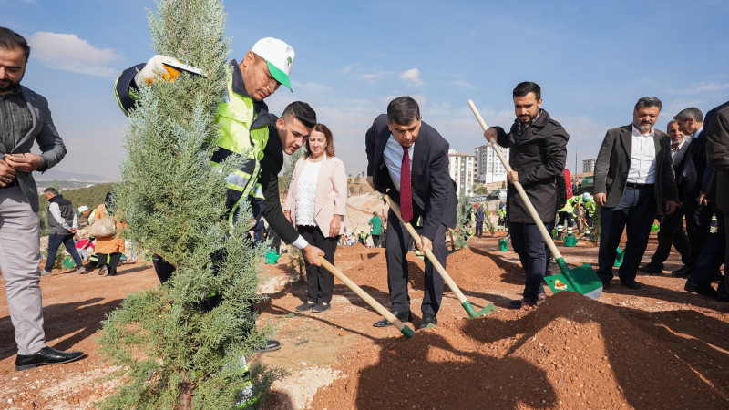 ŞEHİTKAMİL’İN 27. ORMANINA CAN SUYU VERİLDİ