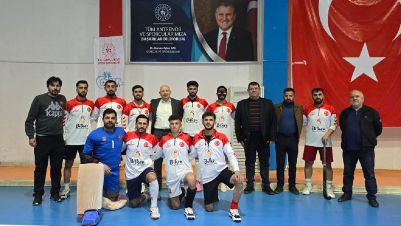 Volkan Group Hokey Takımı  Rakiplerine Nefes Aldırmıyor