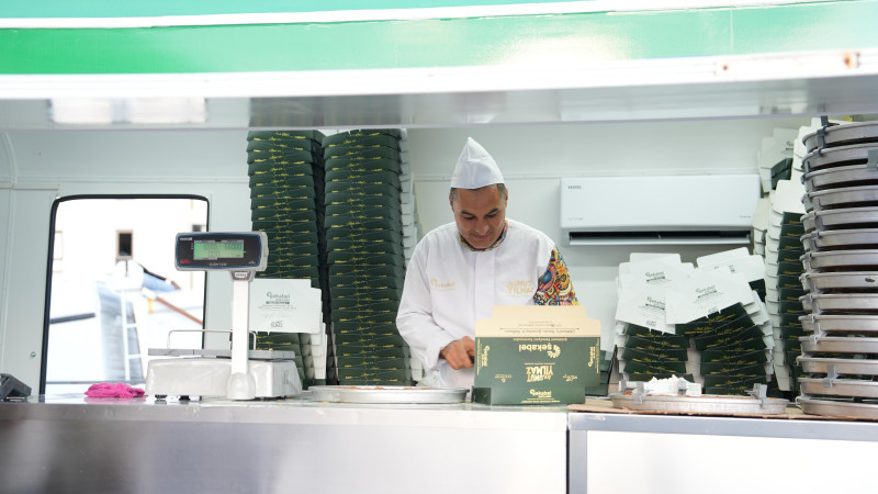 ŞEKABEL BAKLAVA ŞEHİTKAMİL’İN DÖRT BİR YANINA YAYILIYOR