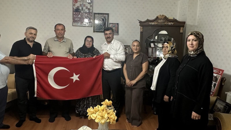 MESAİ VE MESAFE TANIMAYAN SAHA MÜCADELESİ: